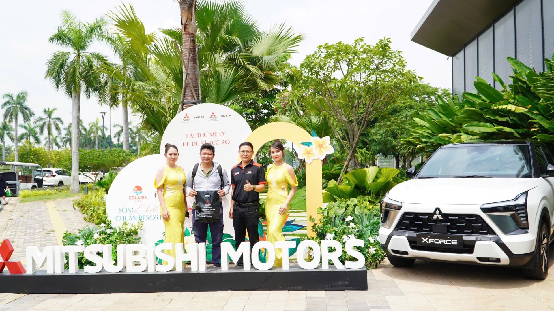 Kinh doanh xe mới tại Mitsubishi Long An